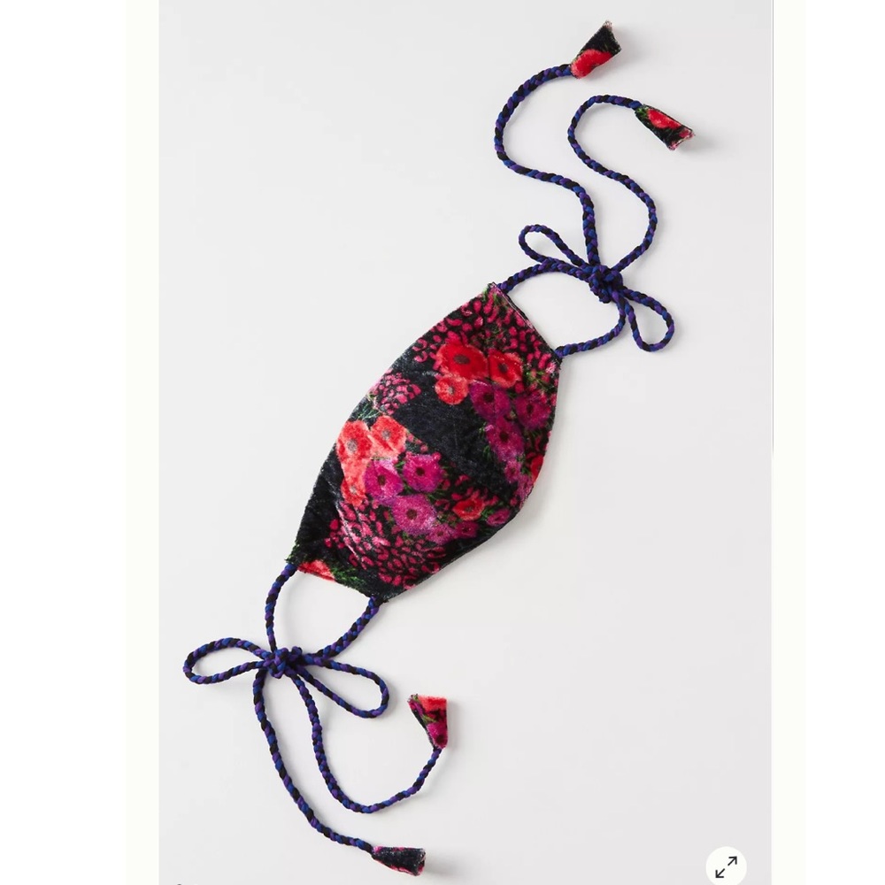 Anthropologie Roopa Pemmaraju Velvet Face Mask